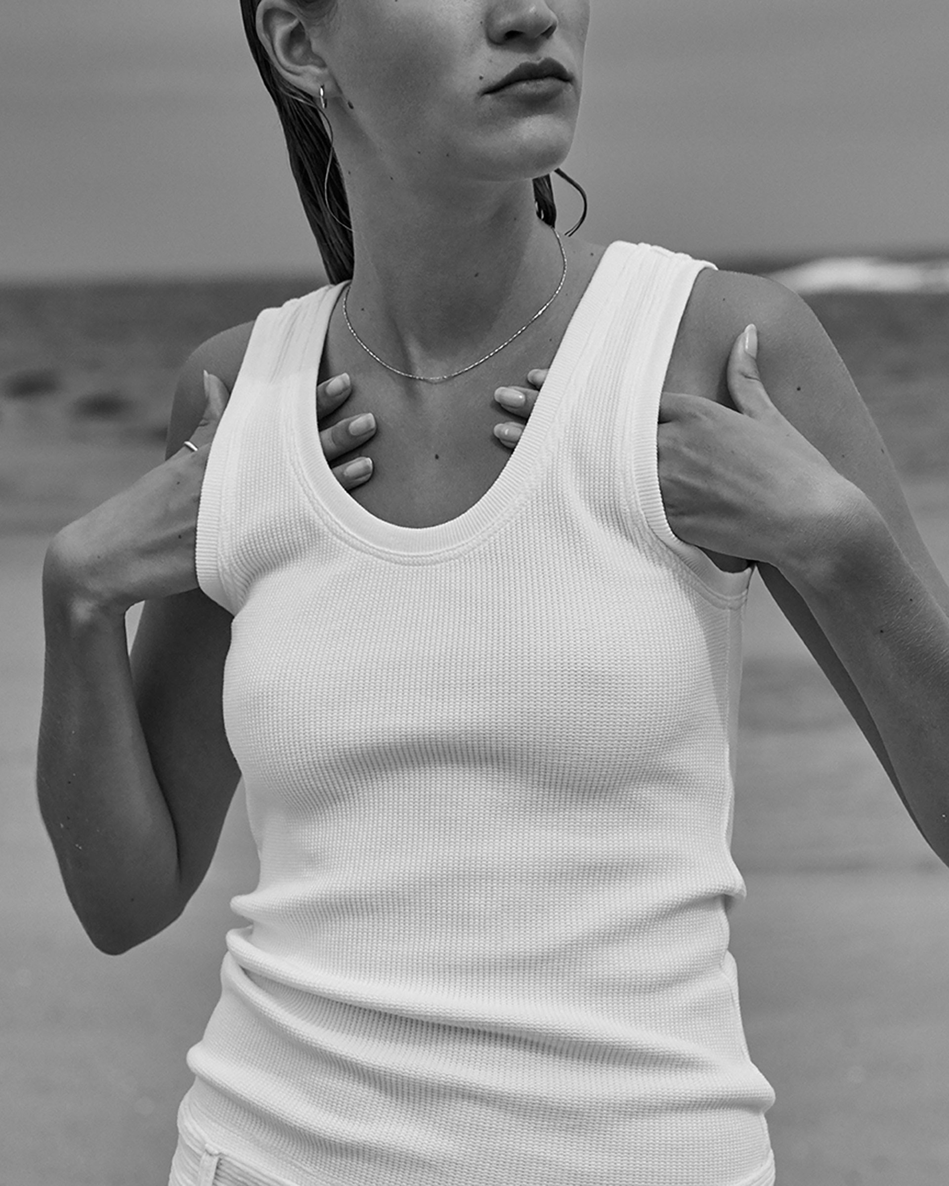 Side-Note Wait March, 2019 by  Victoria Zschommler