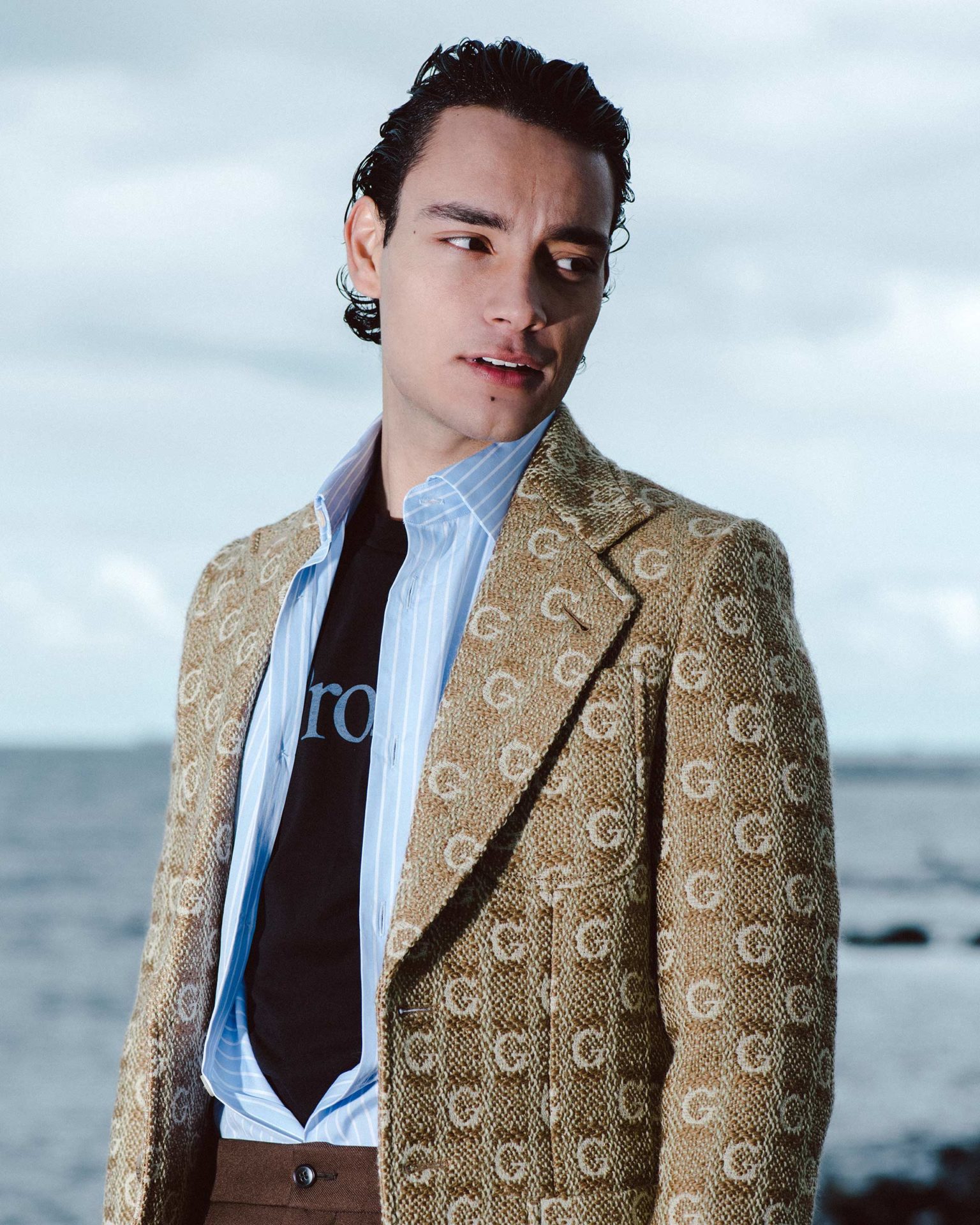 Doingbird Evan Evagora November, 2019 by  Jo Duck