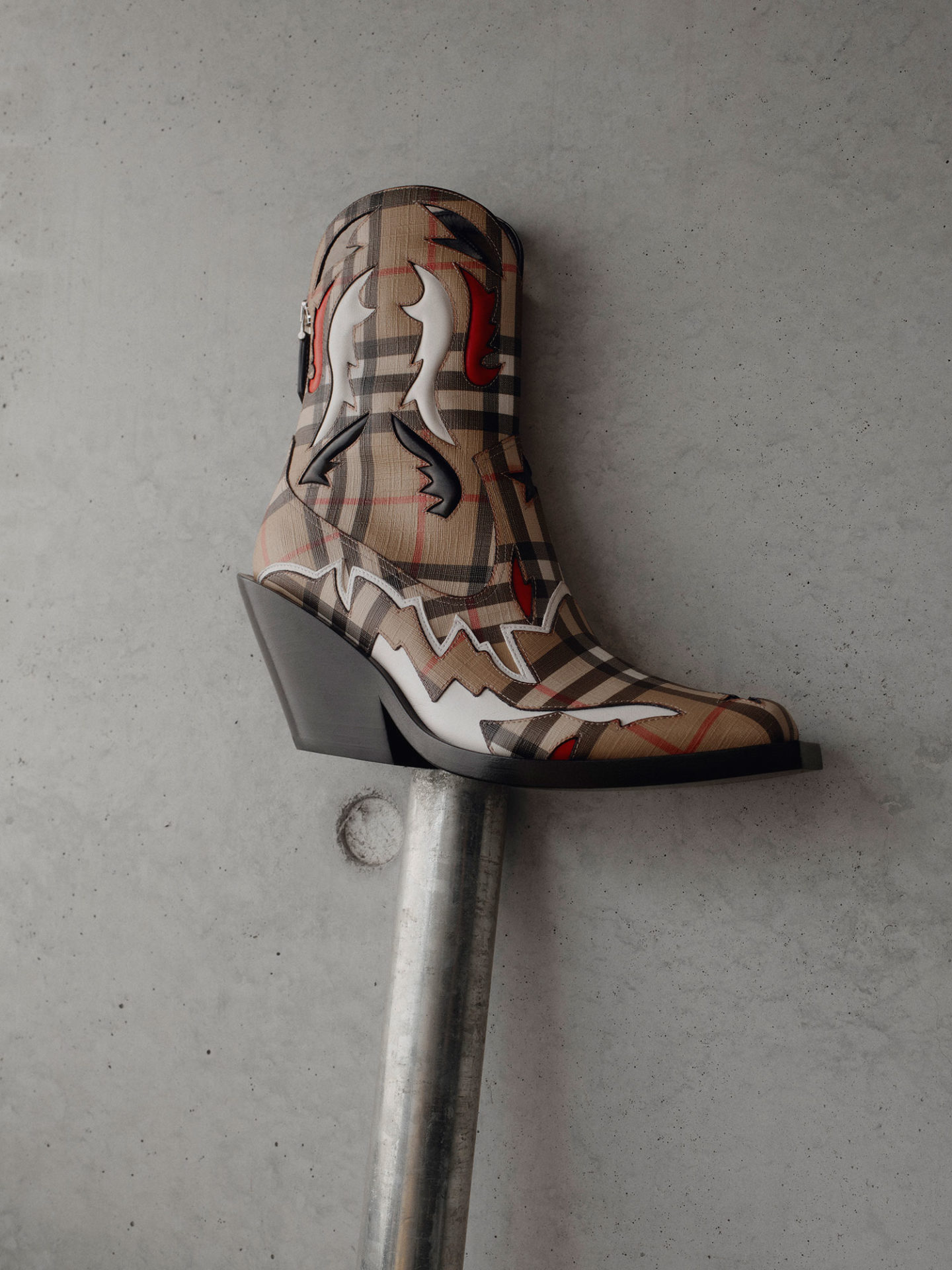 Harrolds AW20 March, 2020 by  Natalie Turnbull