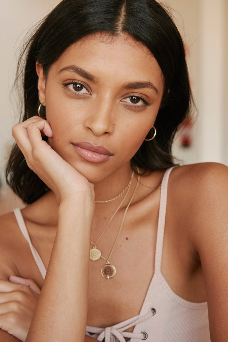 Art Box Black image licensing for VZ_Library_Faces_25.jpg