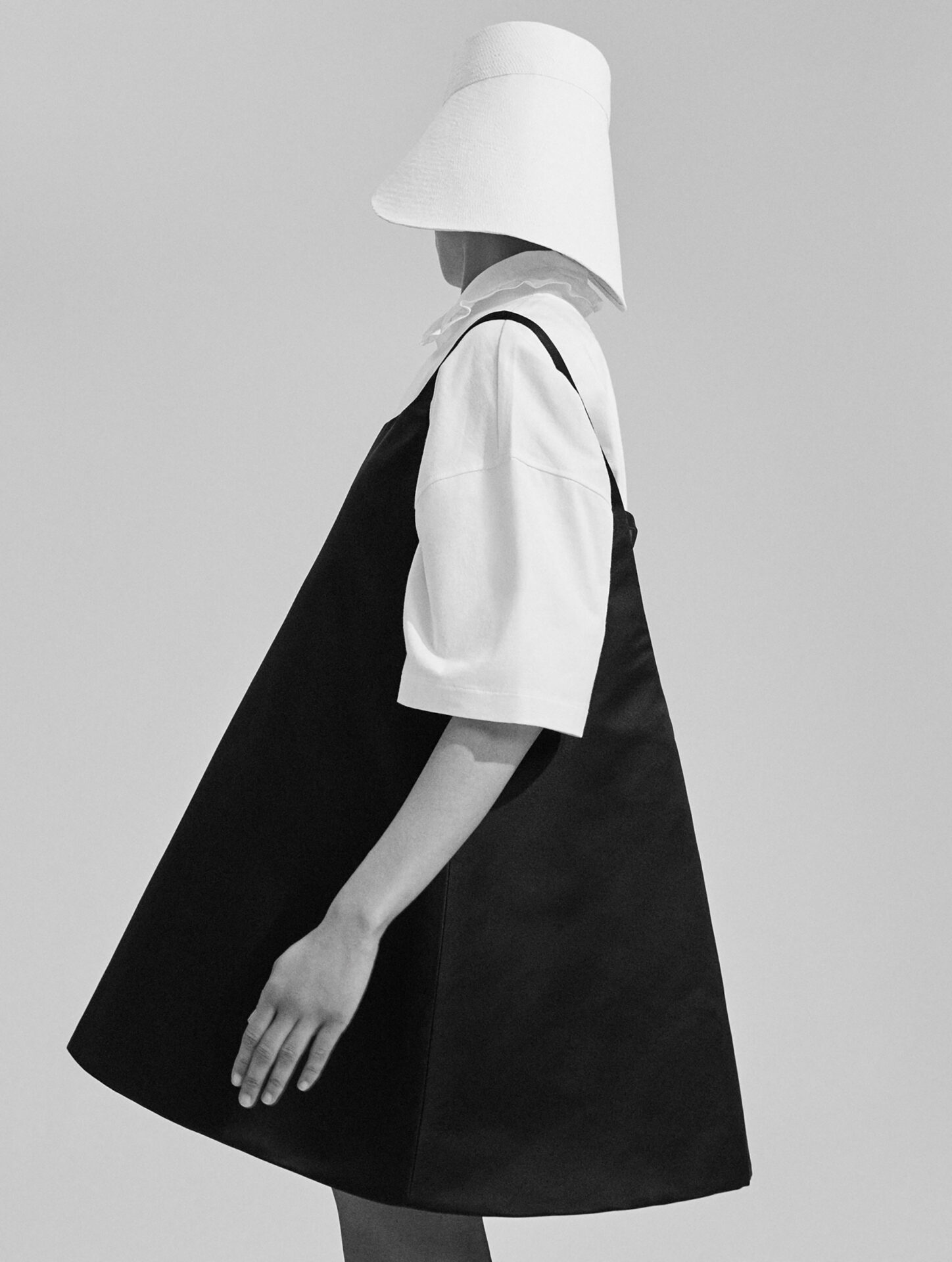 L'Officiel Paris Don't Look Back January, 2020 by  Rahel Weiss