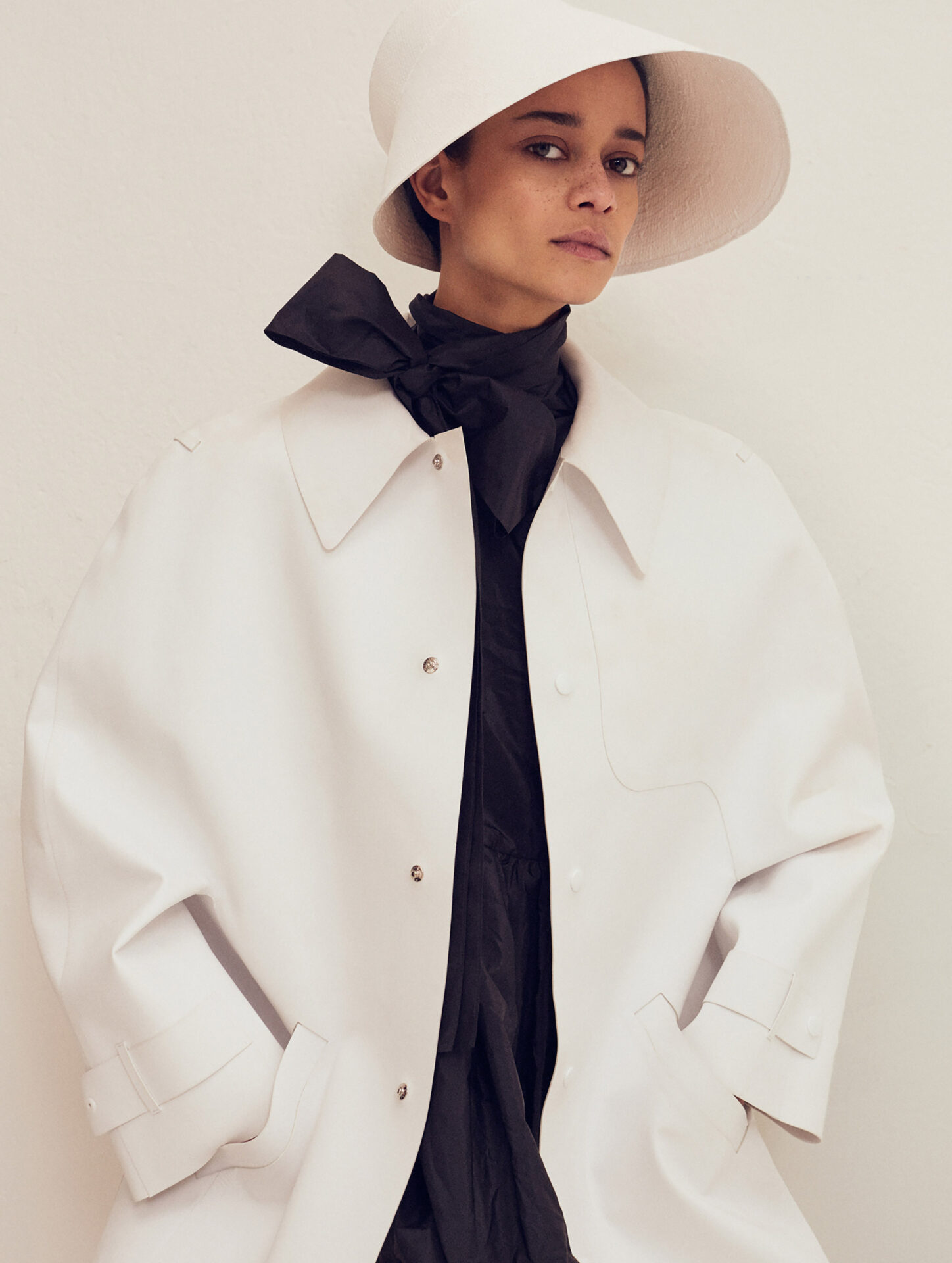 L'Officiel Paris Don't Look Back January, 2020 by  Rahel Weiss