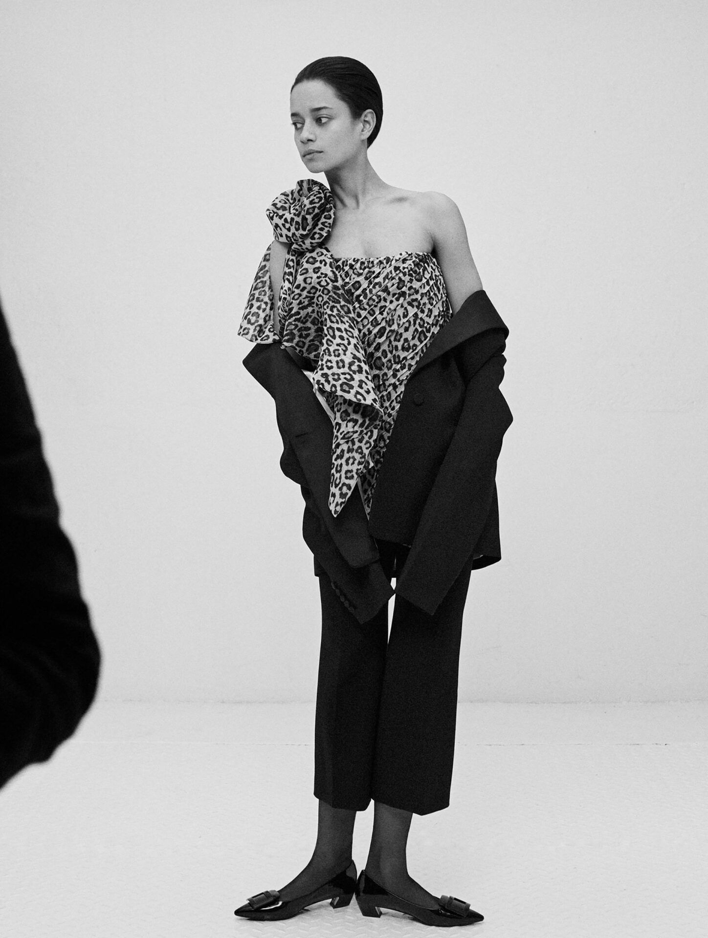 L'Officiel Paris Don't Look Back January, 2020 by  Rahel Weiss