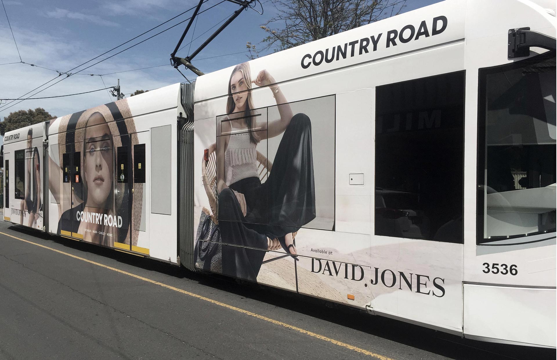 Country Road Summer 15 November, 2015 by  Matthew Edwards