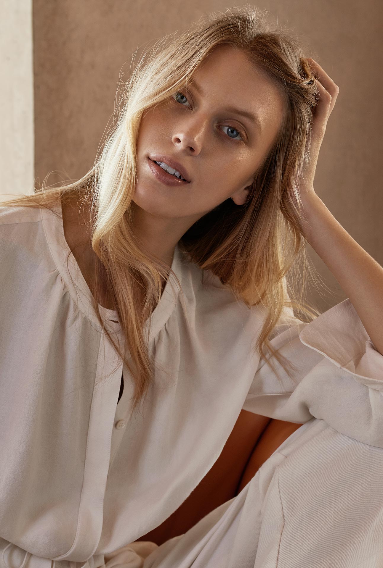 Country Road Autumn 17 February, 2017 by  Matthew Edwards