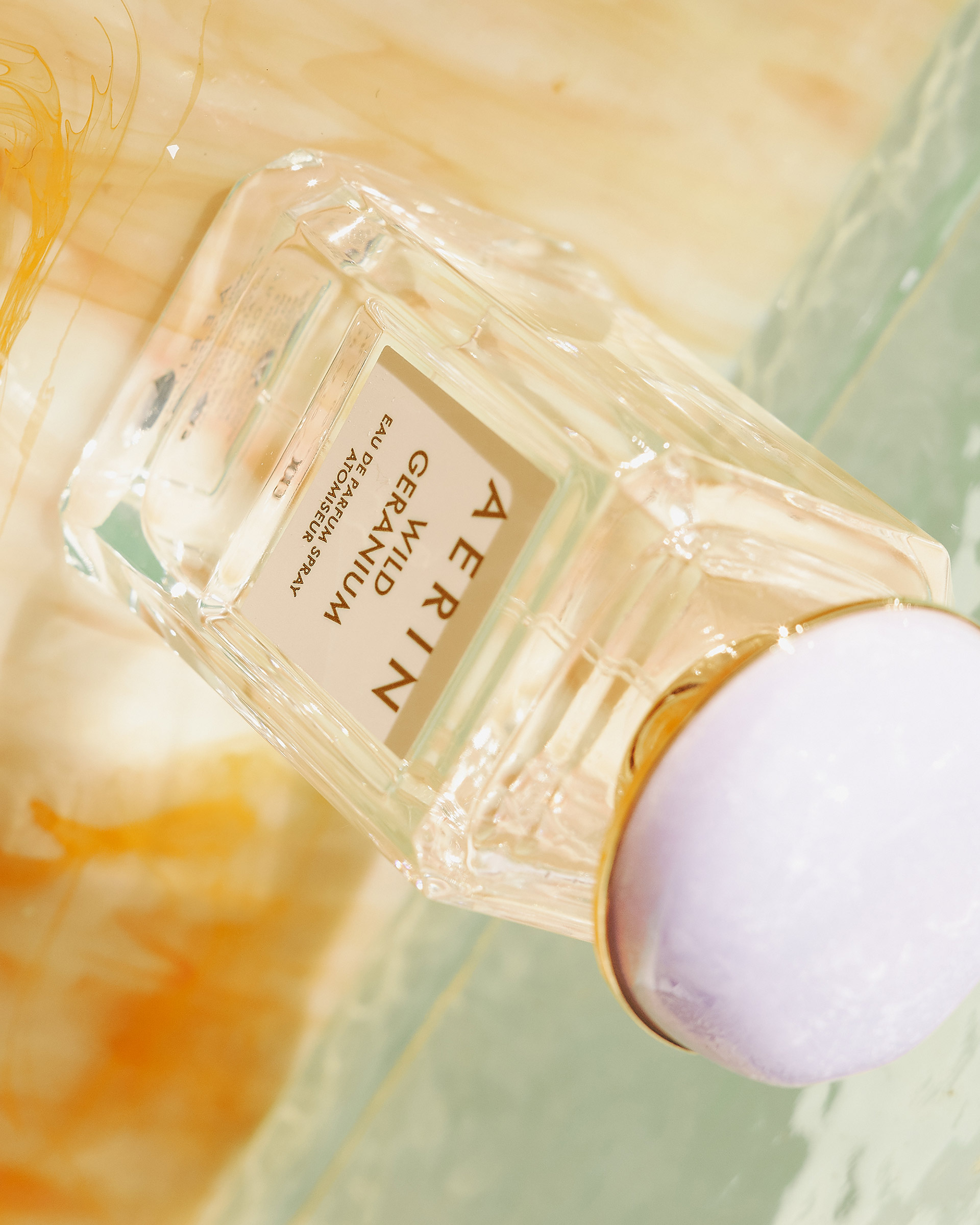 Side-Note Fragrance January, 2022 by  Natalie Turnbull