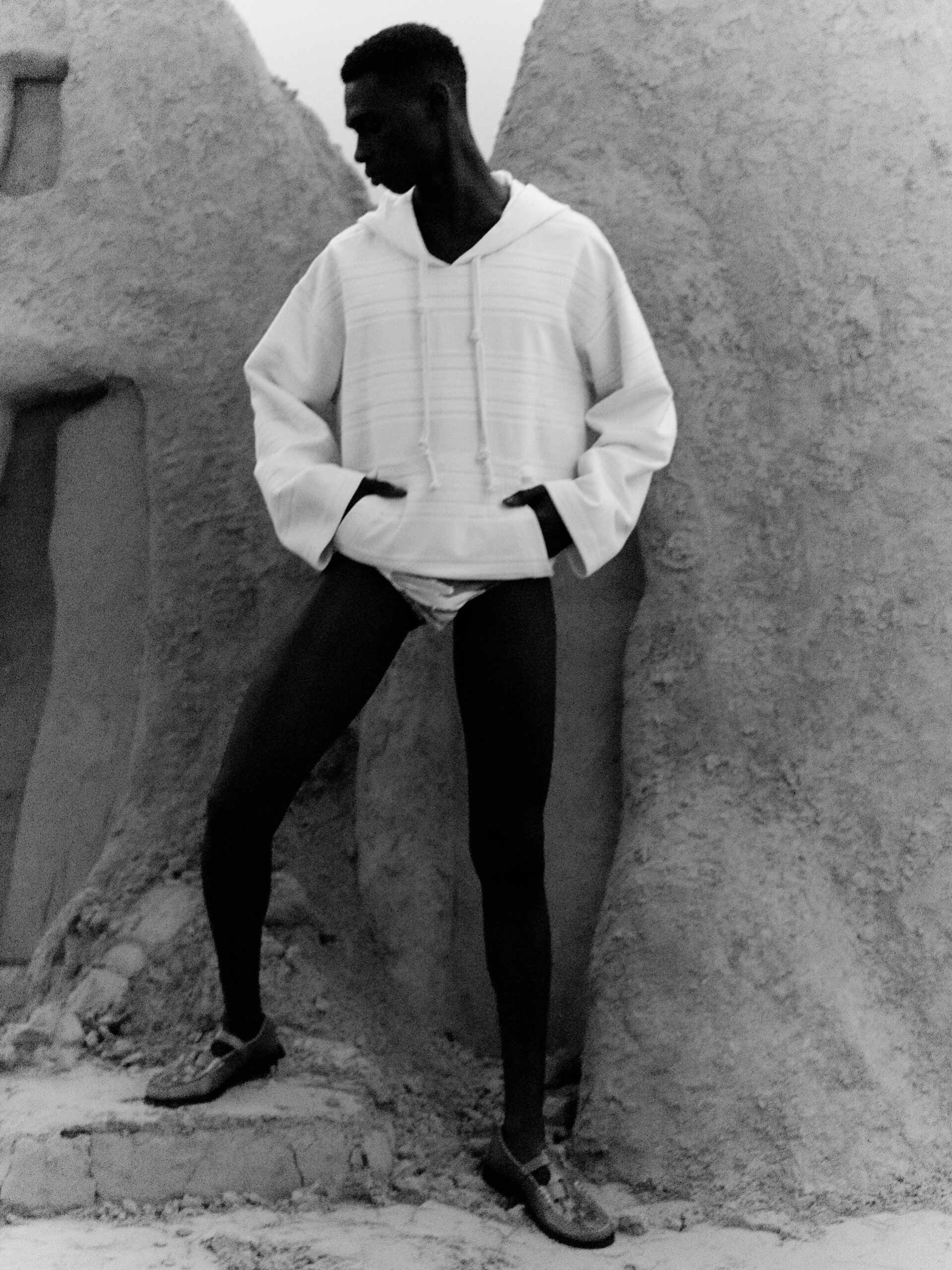 Commas SS22 November, 2021 by  Simon Eeles