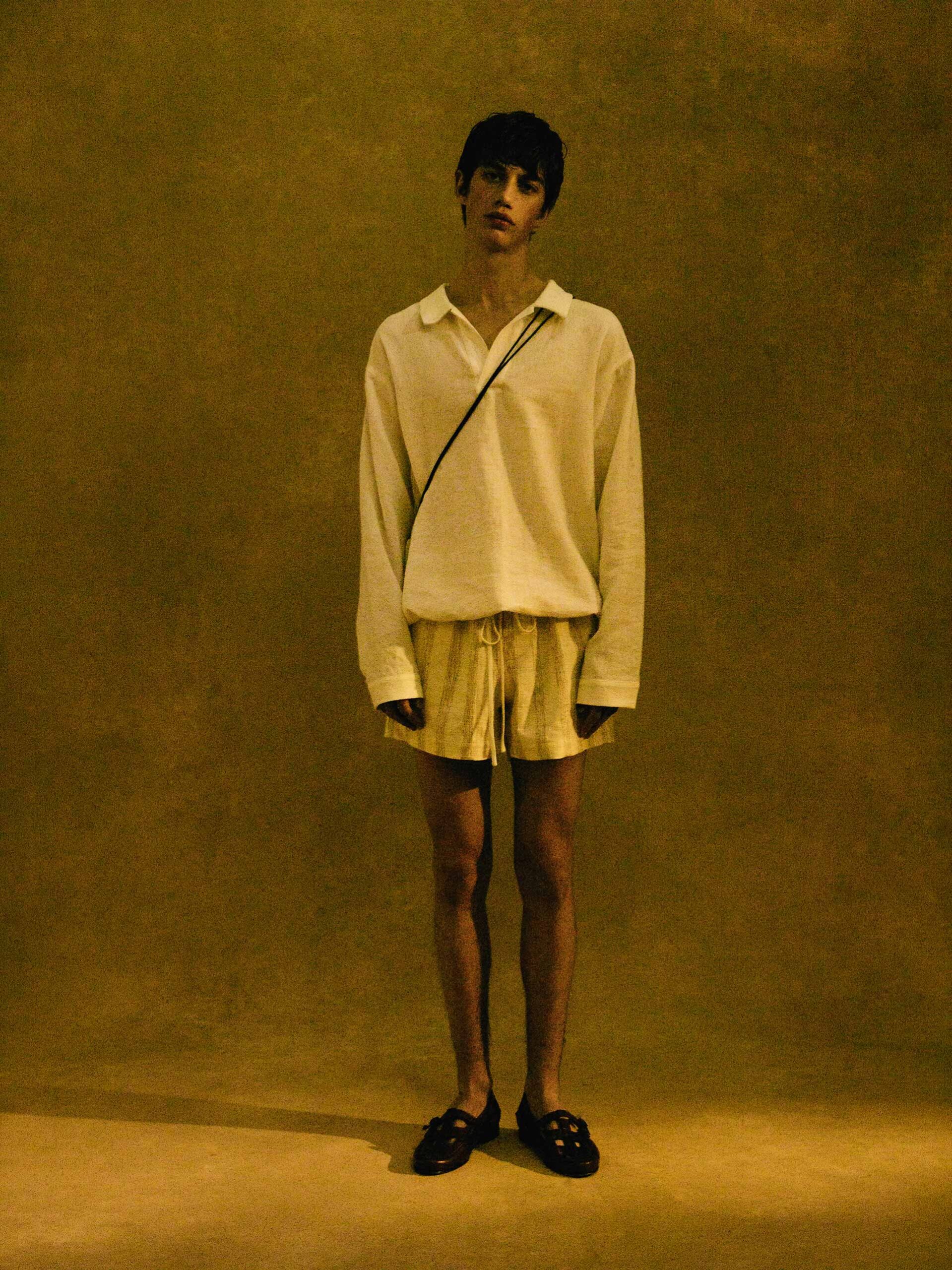 Commas SS22 November, 2021 by  Simon Eeles