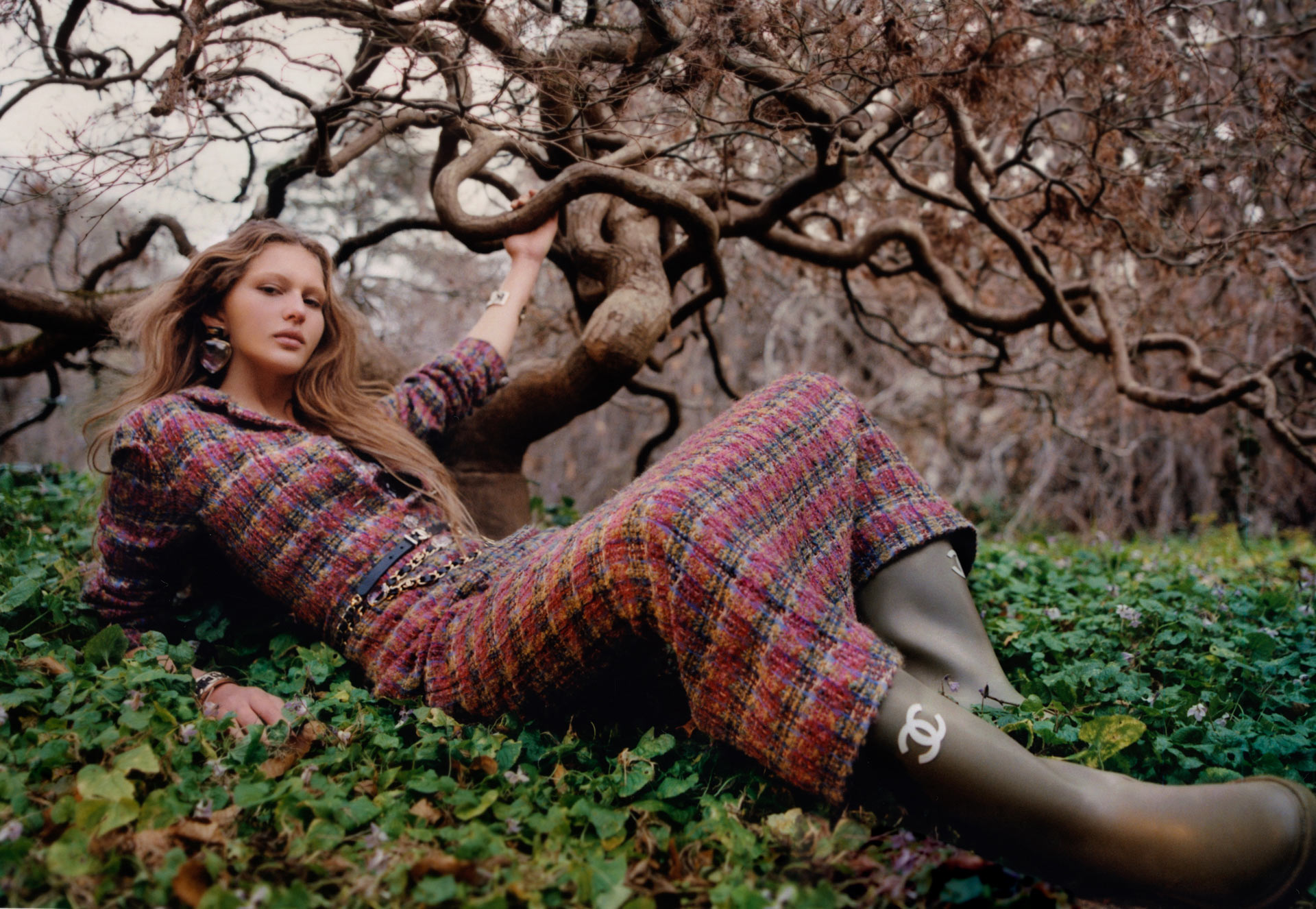 Harper's Bazaar Australia Down The Garden Path September, 2022 by  Hannah Scott-Stevenson