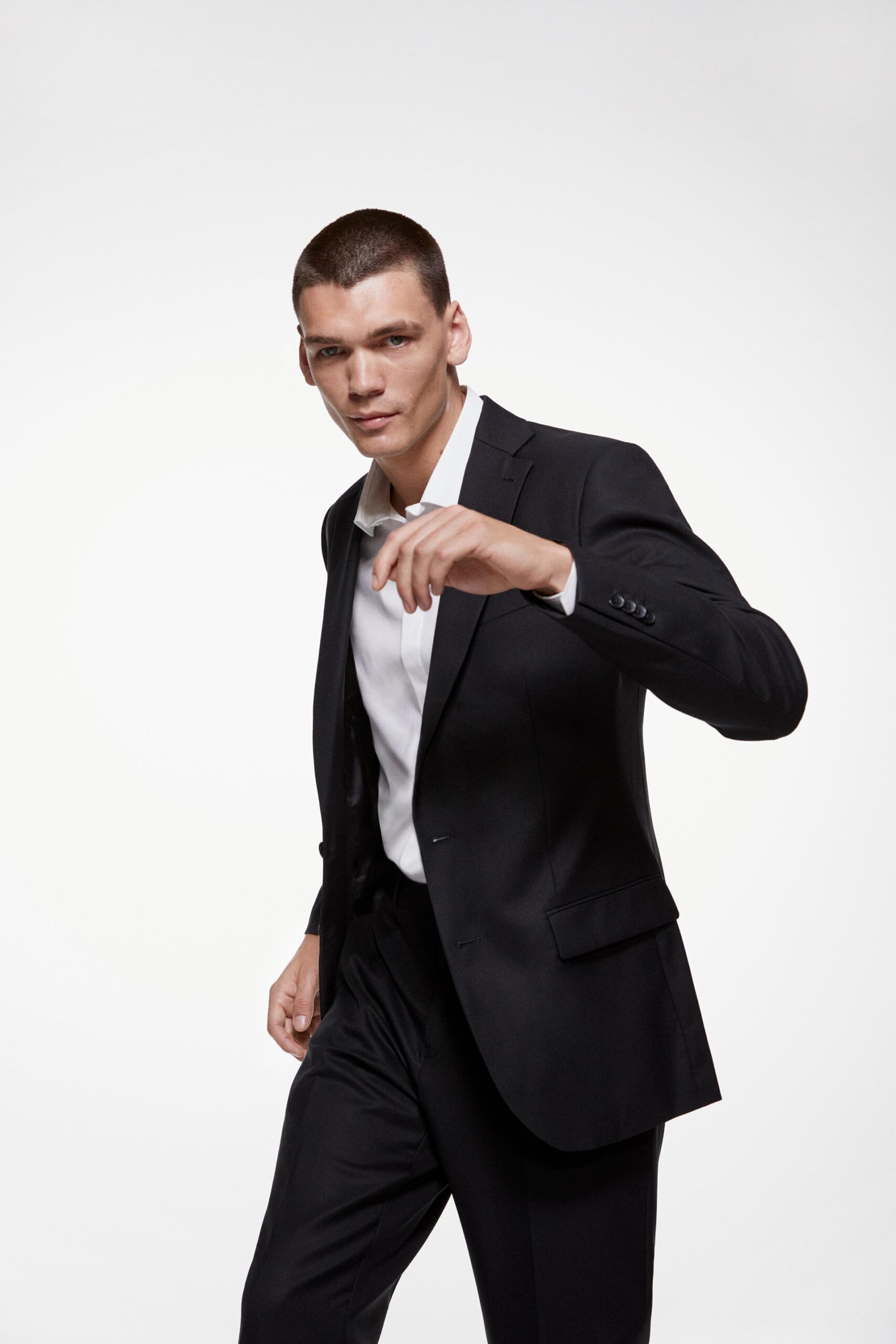 SABA AW23 February, 2023 by  Hannah Scott-Stevenson