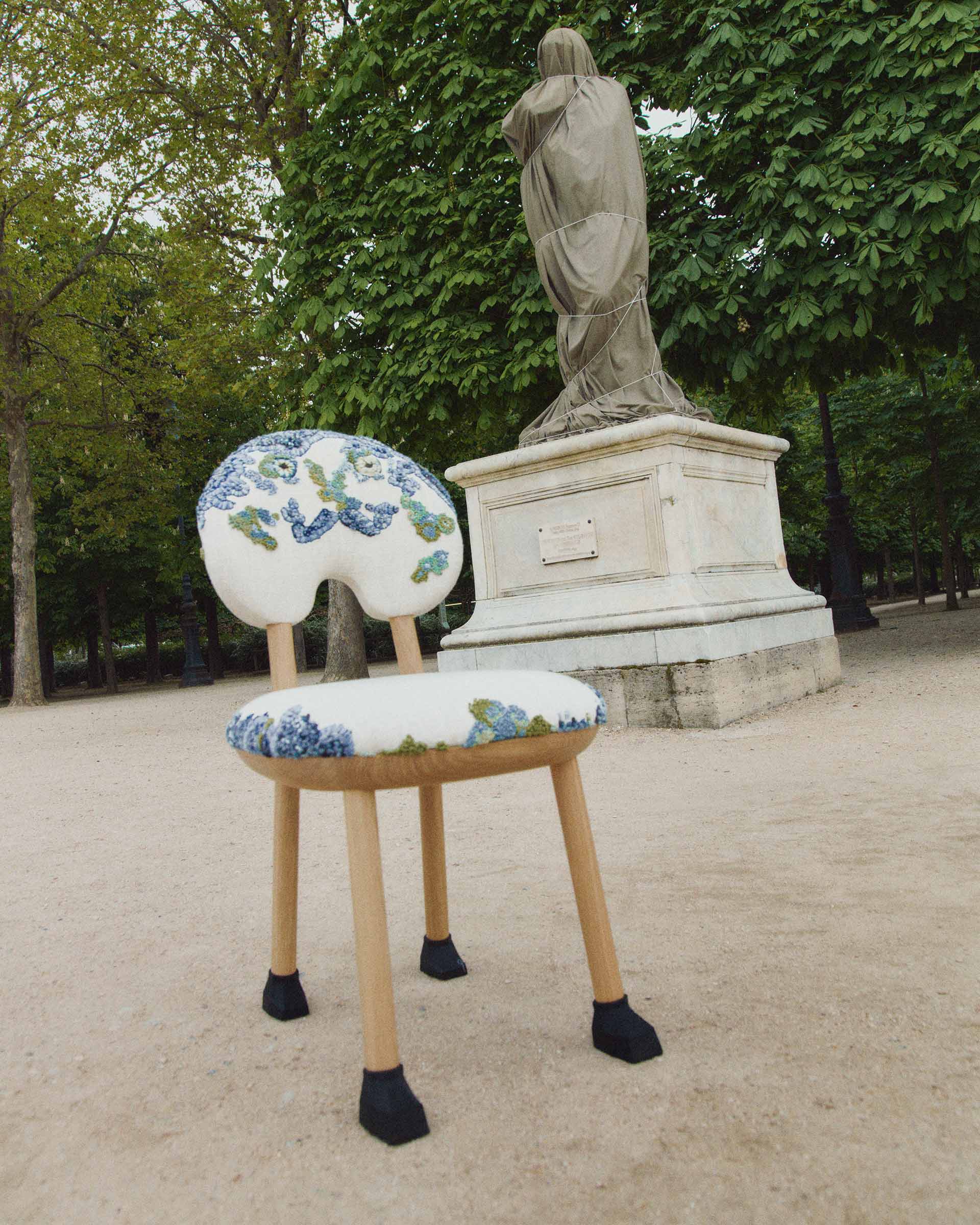 Vogue Living À BIENTÔT August, 2023  by  Victoria Zschommler