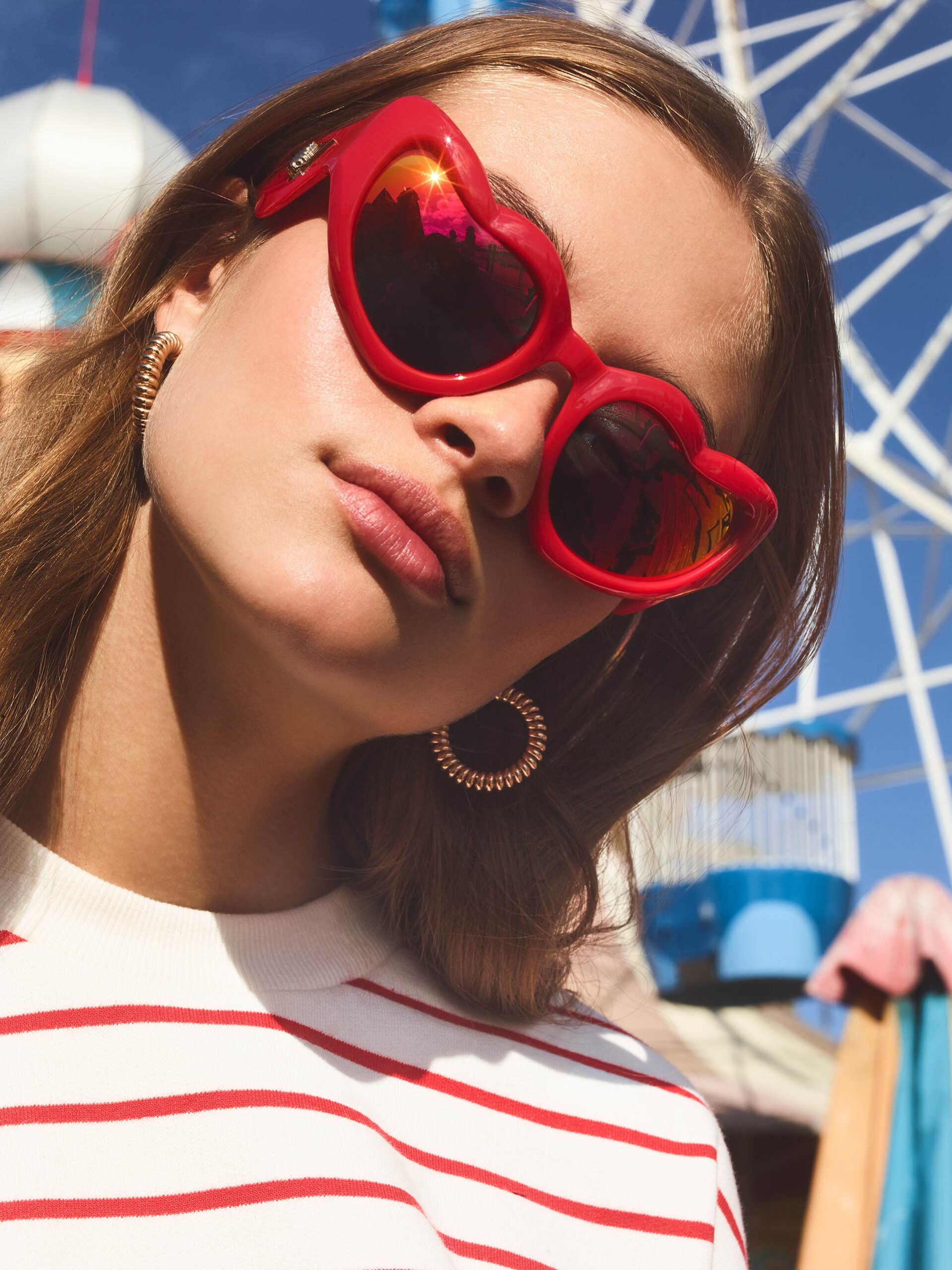 Le Specs SS24 Feburary, 2024 by  Simon Eeles