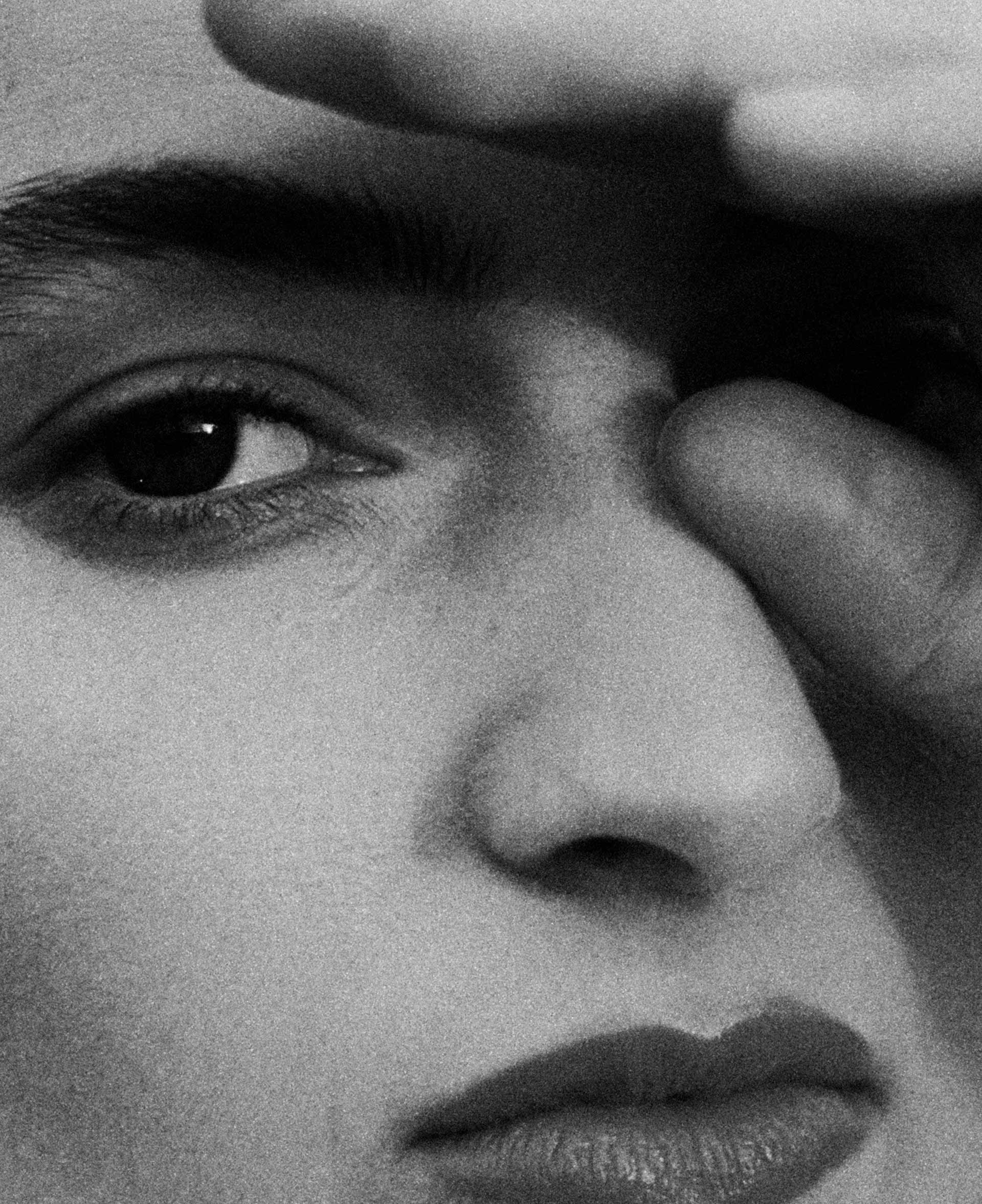 Elbazin Magazine The Sky Between Us January, 2025 by  Lilli Waters