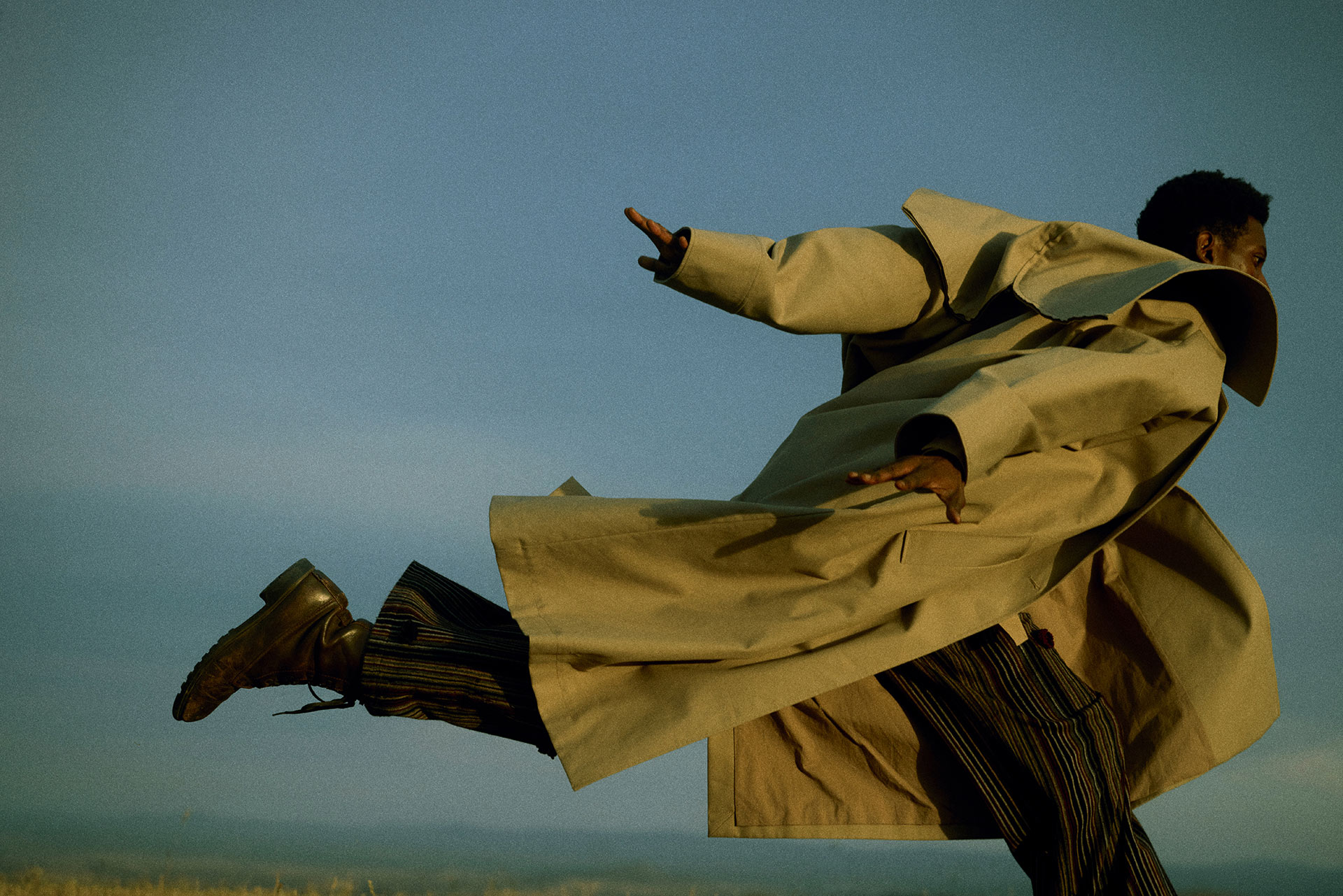 Elbazin Magazine The Sky Between Us January, 2025 by  Lilli Waters