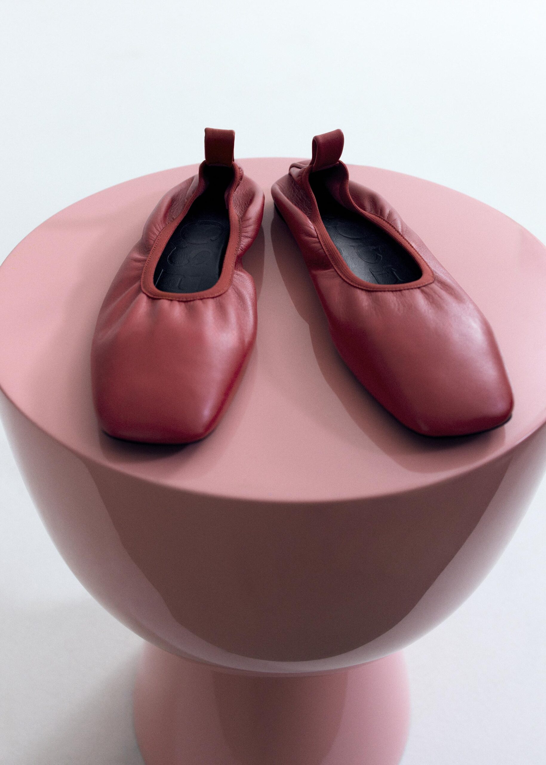 Closed Autumn/winter 25 August, 2025 by  Rahel Weiss