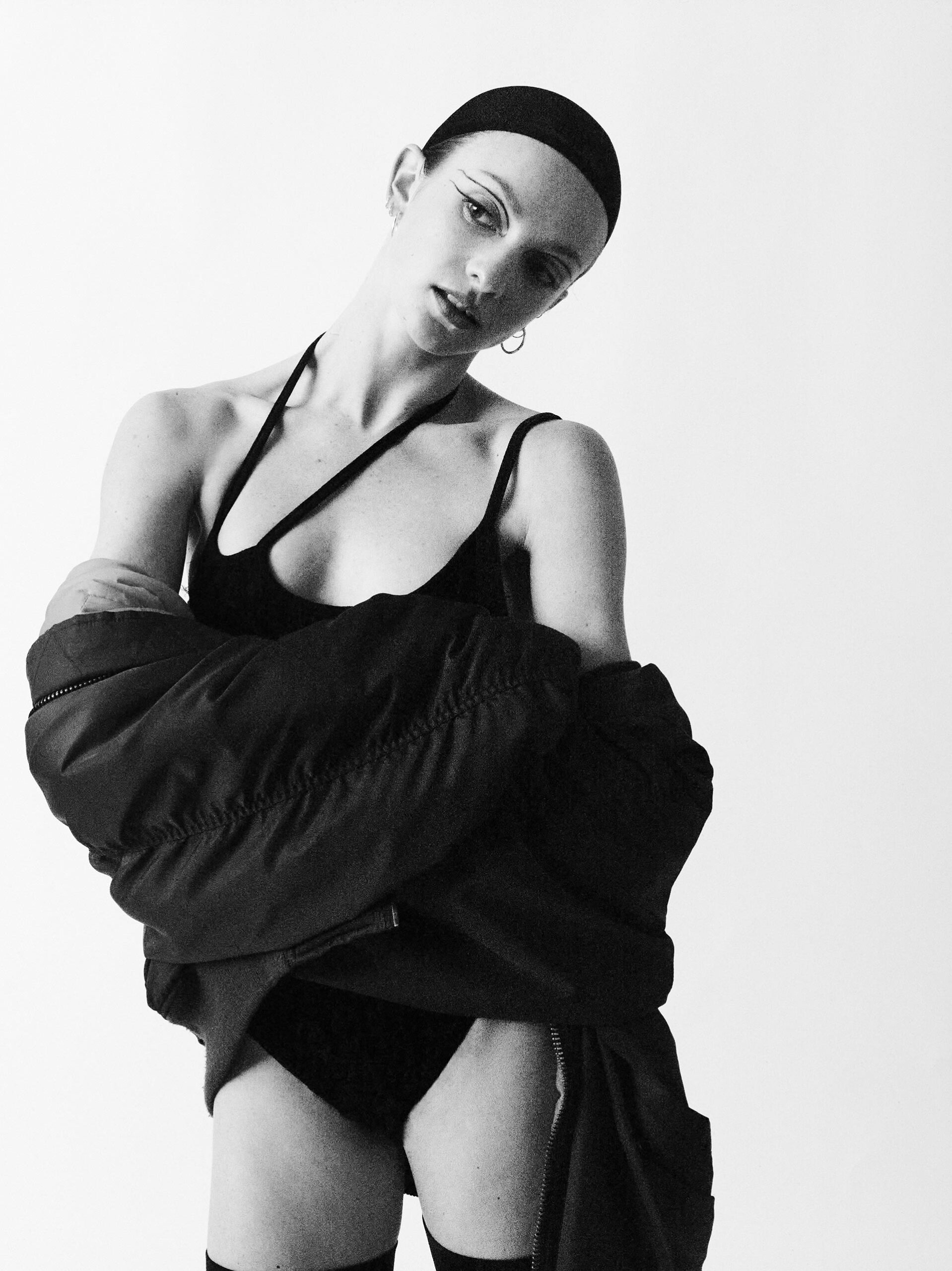 Grand Jeté Lag July, 2025 by  Simon Eeles