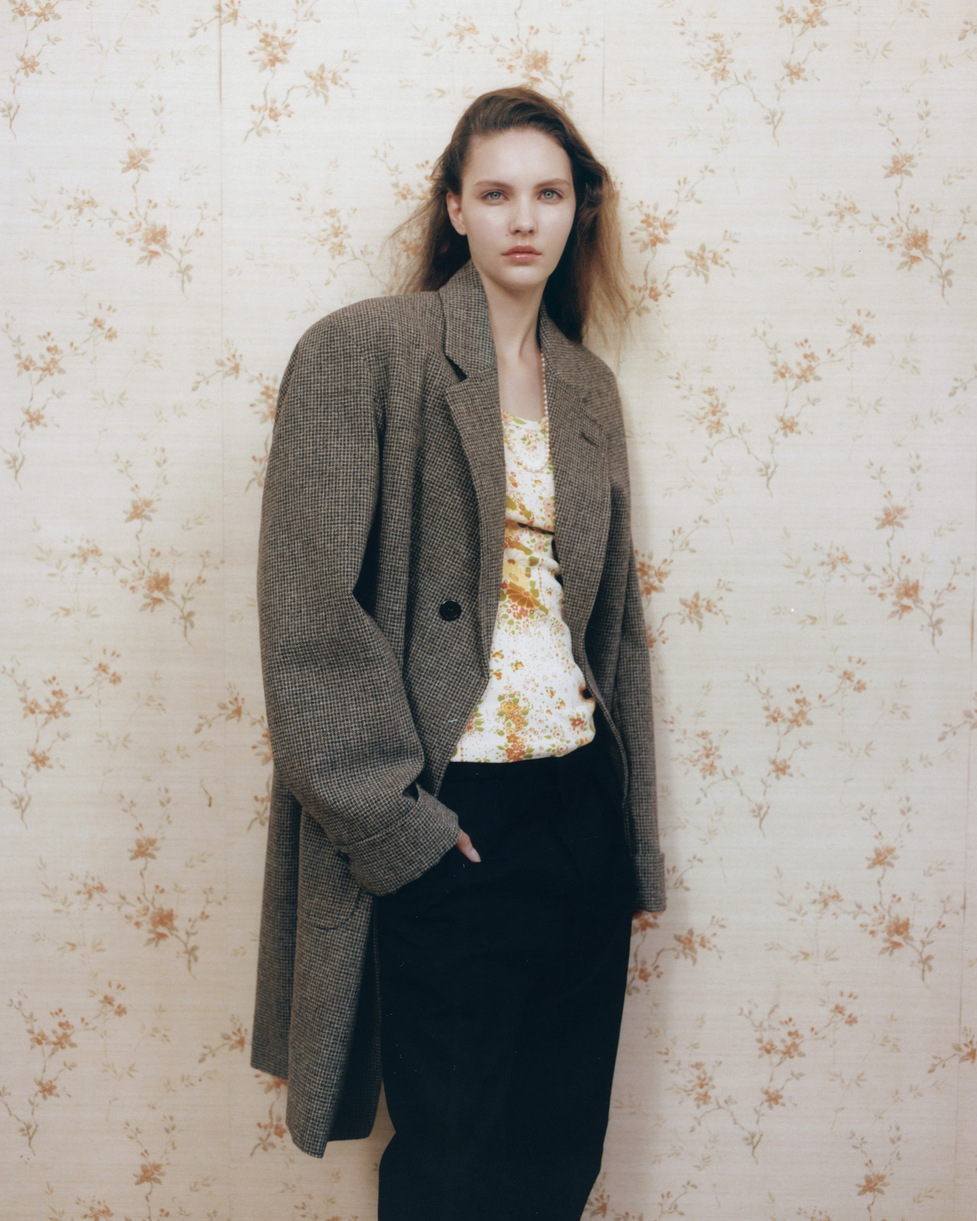 Peaches Issue 2 - Private Behaviours October, 2025 by  Hannah Scott-Stevenson Production