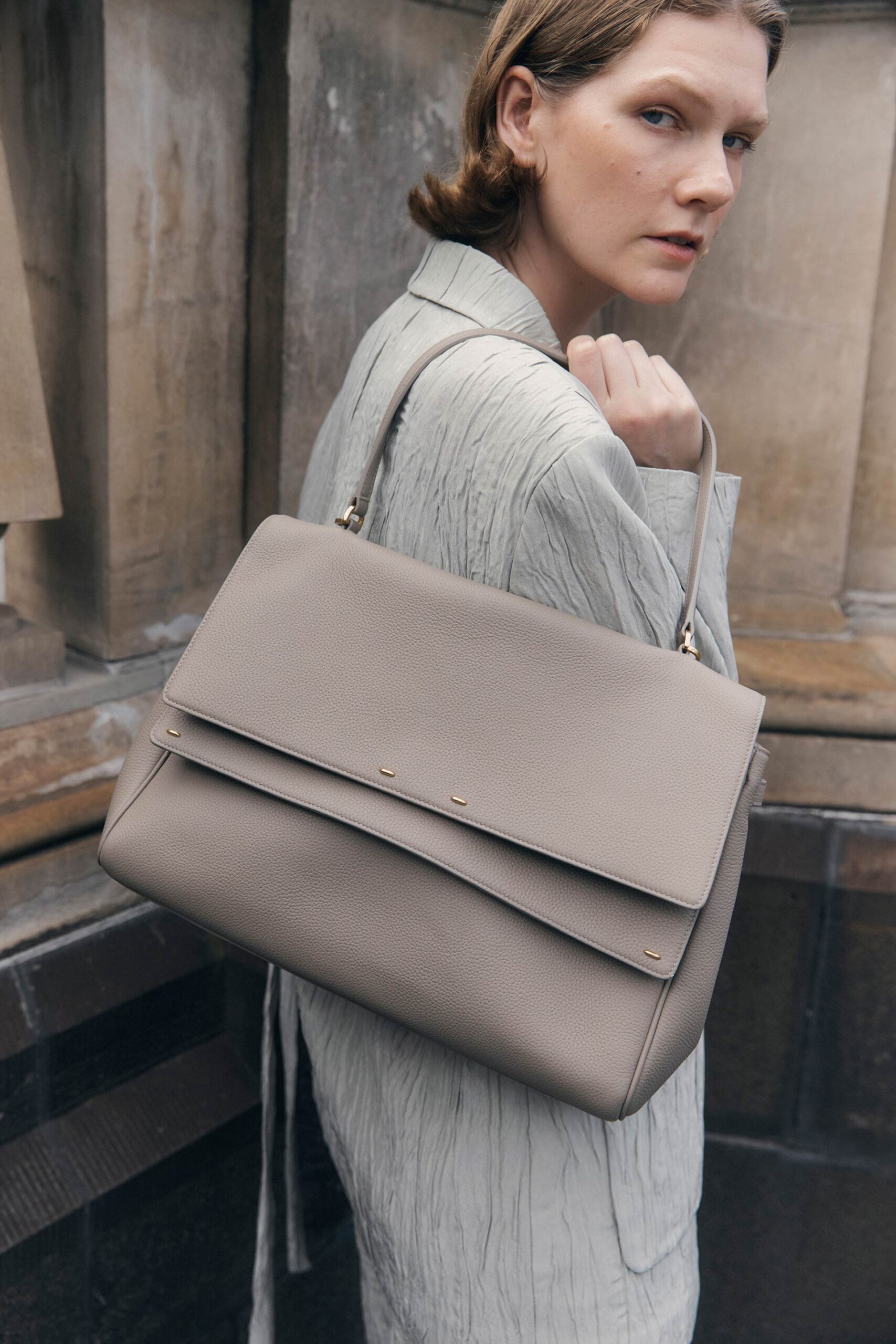 Fabrique La Cinq a Sept March, 2026 by  Lilli Waters