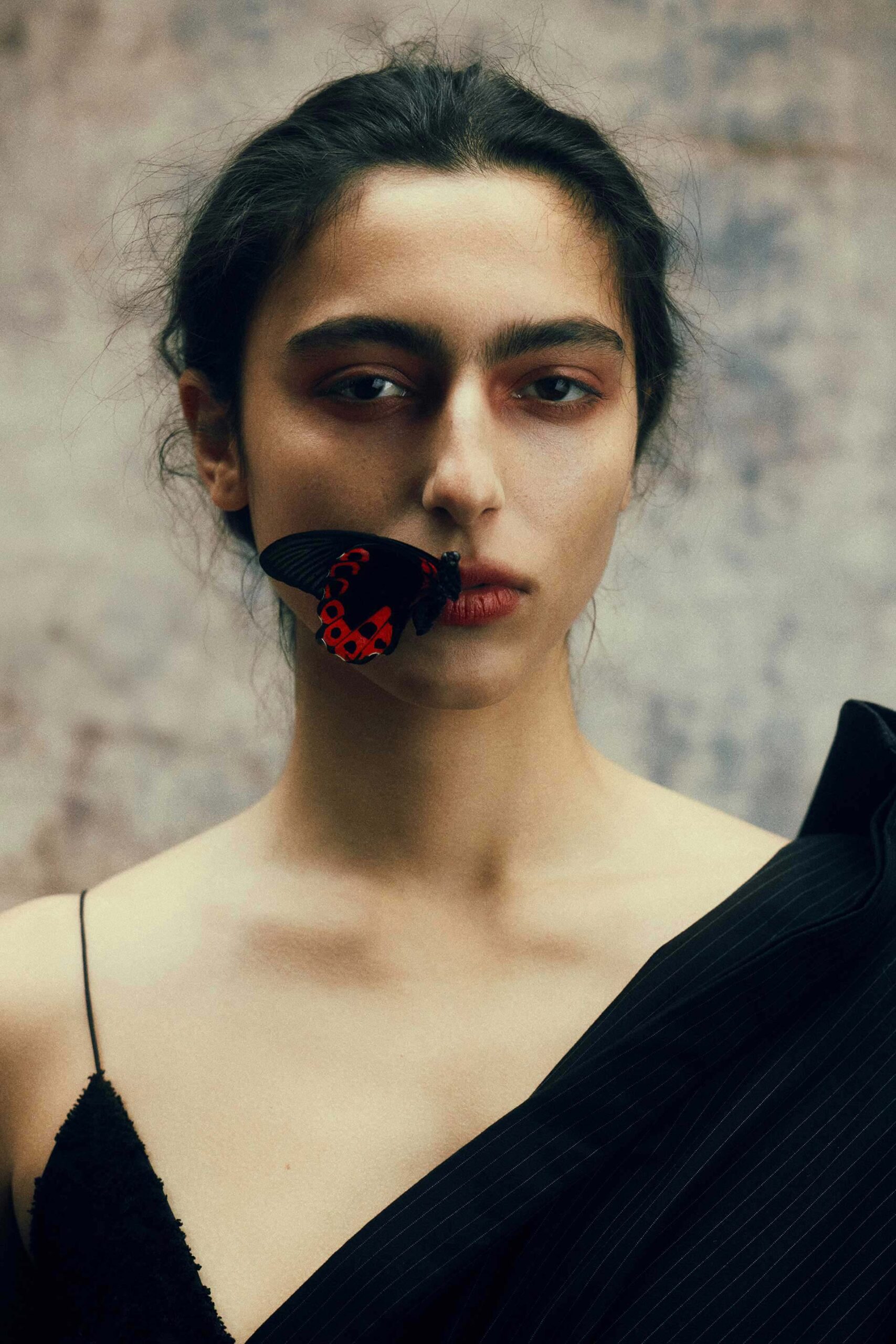 Alice D Magazine The Descent November, 2025 by  Lilli Waters