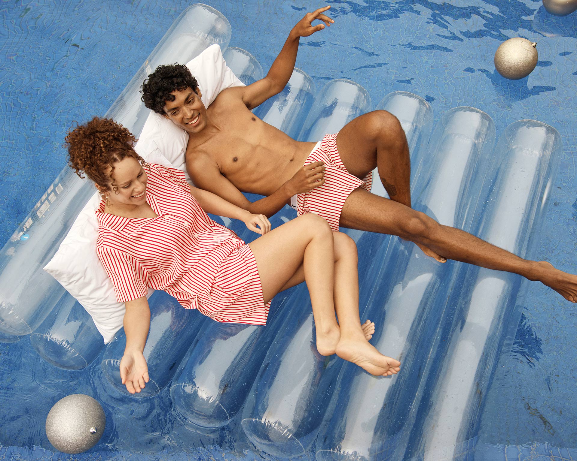 Bonds Christmas 25 December, 2025 by  Drew Wheeler