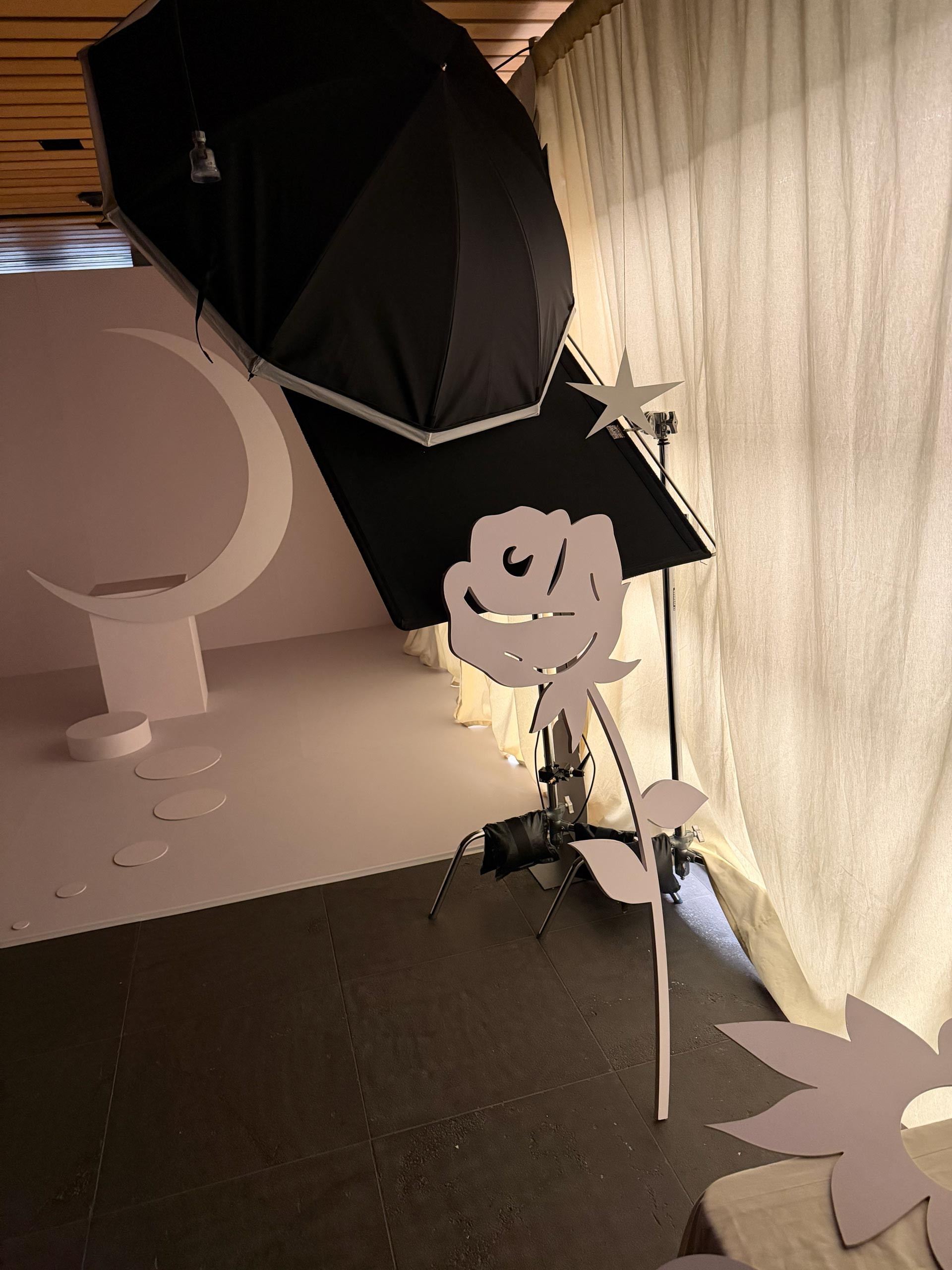 Tsu Lange Yor x NGV Gala HAK process December, 2025 by  Henry King