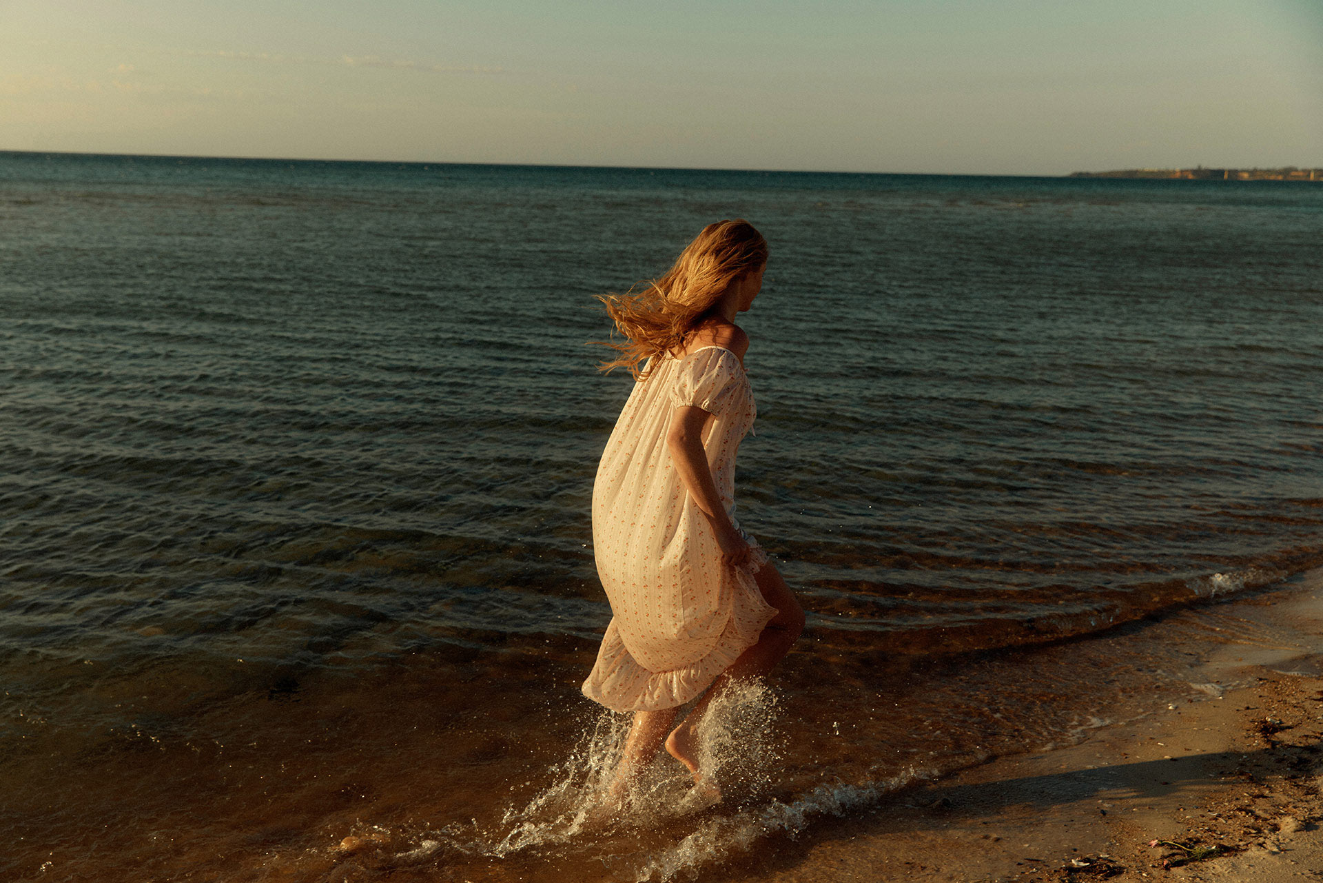 Fabrique Blooming Coast April, 2026 by  Lilli Waters
